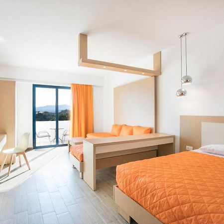 Ekaterini Hotel Kiotari Bagian luar foto