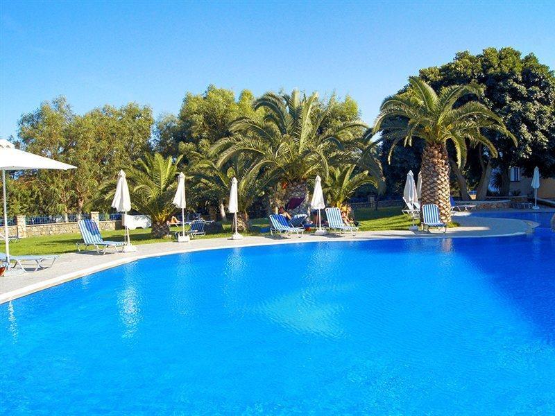 Ekaterini Hotel Kiotari Bagian luar foto