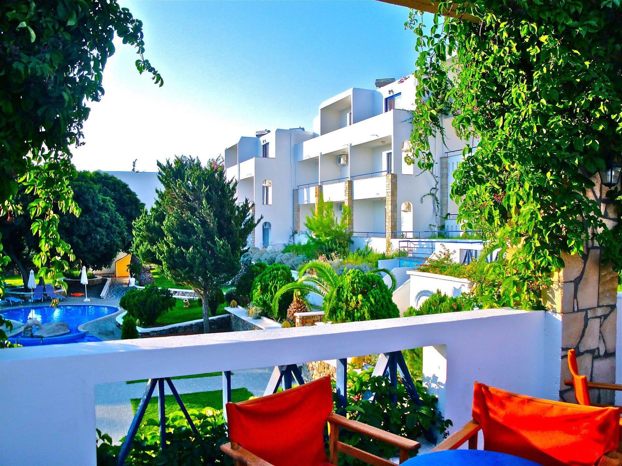 Ekaterini Hotel Kiotari Bagian luar foto